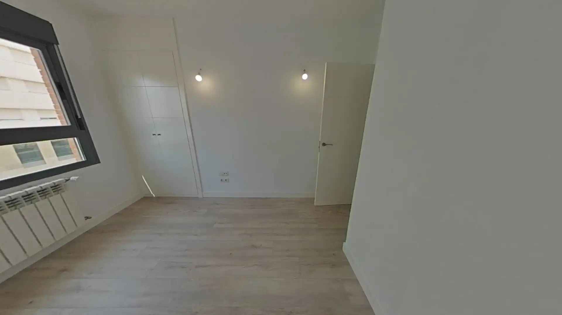 Bedroom of Flat for sale in Madrid  with Air Conditioner, Heating and Parquet flooring