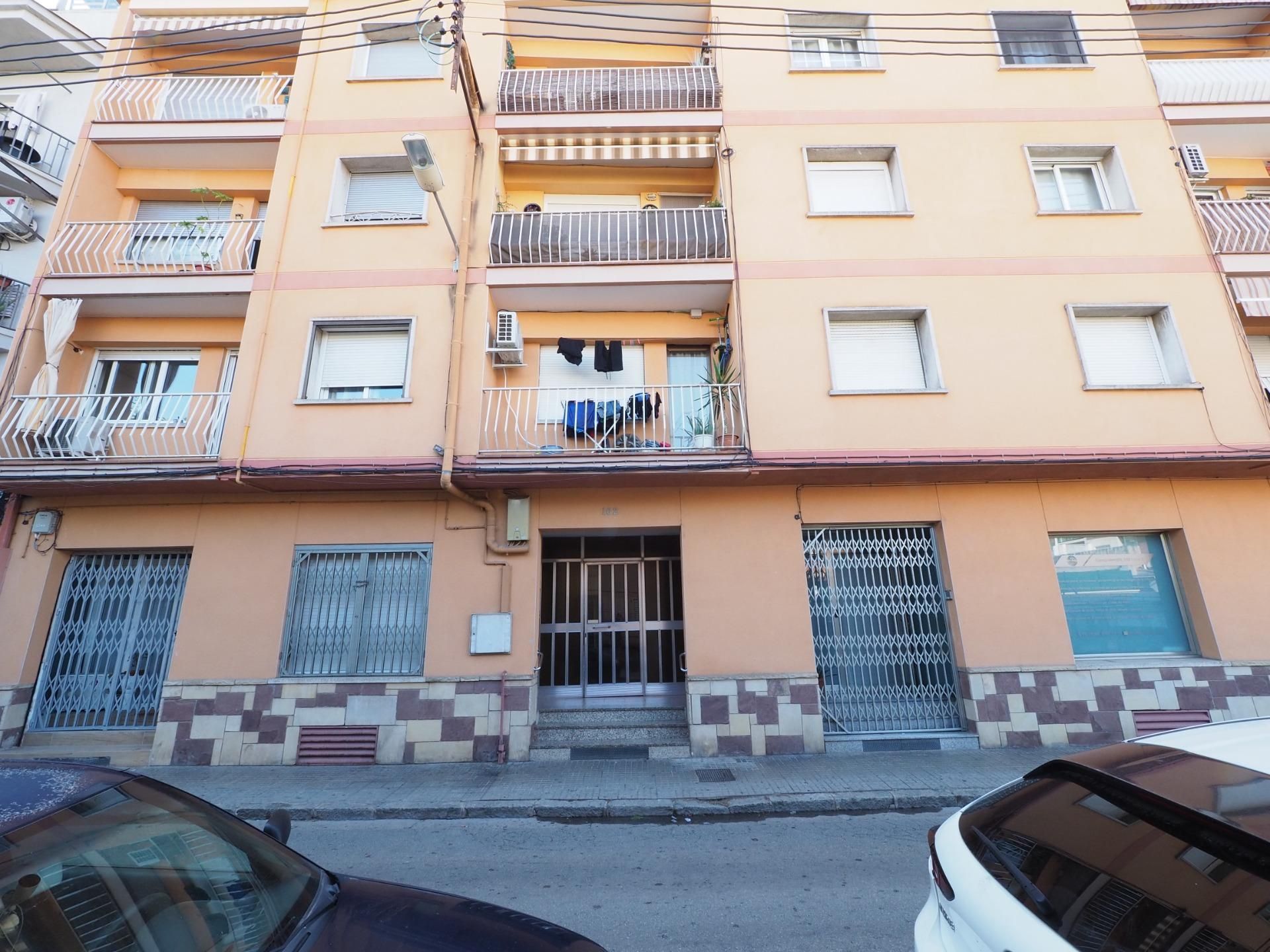 Exterior view of Flat for sale in Mollet del Vallès  with Balcony