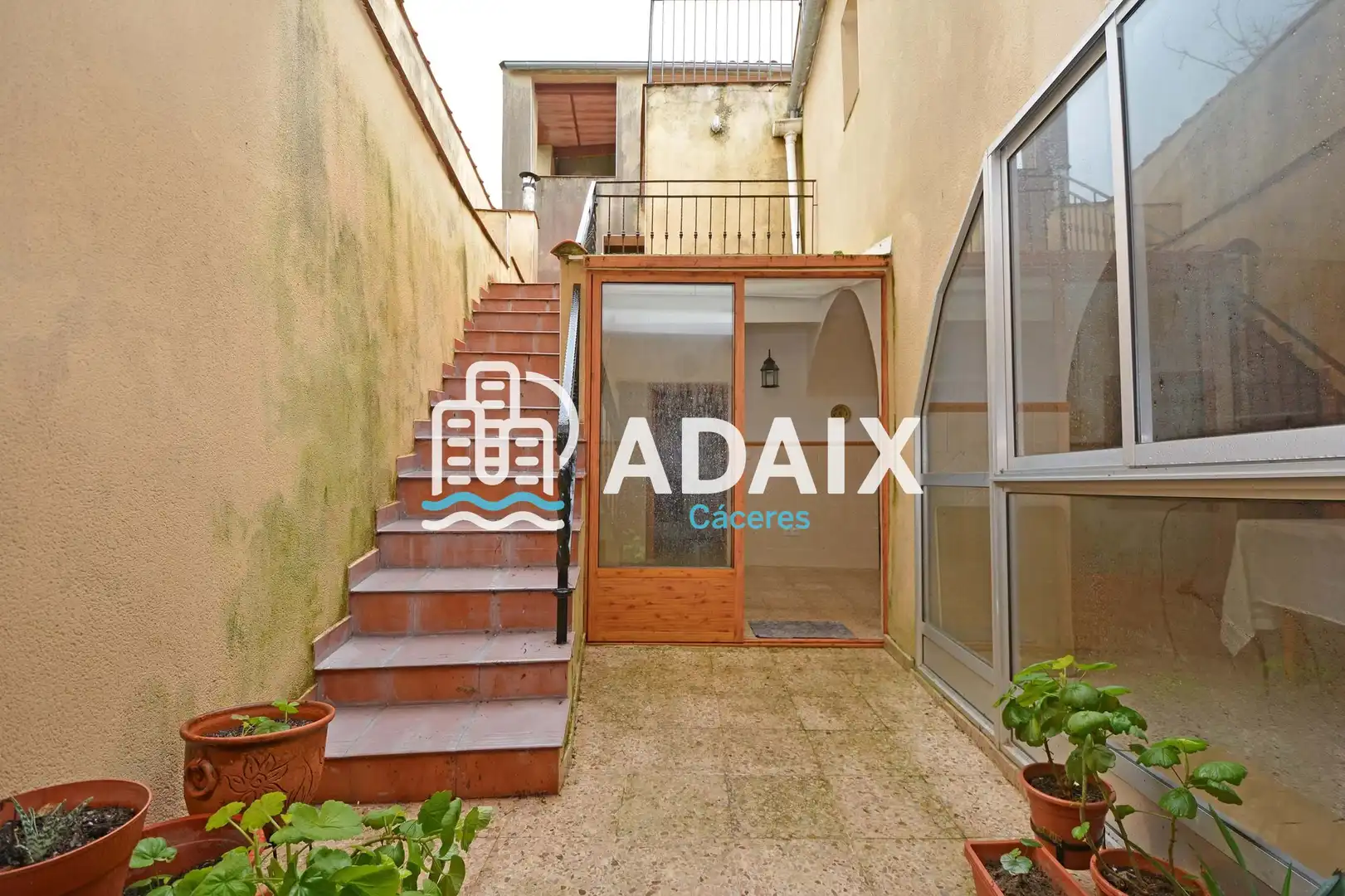 Detached homes for sale in Montánchez, Cáceres