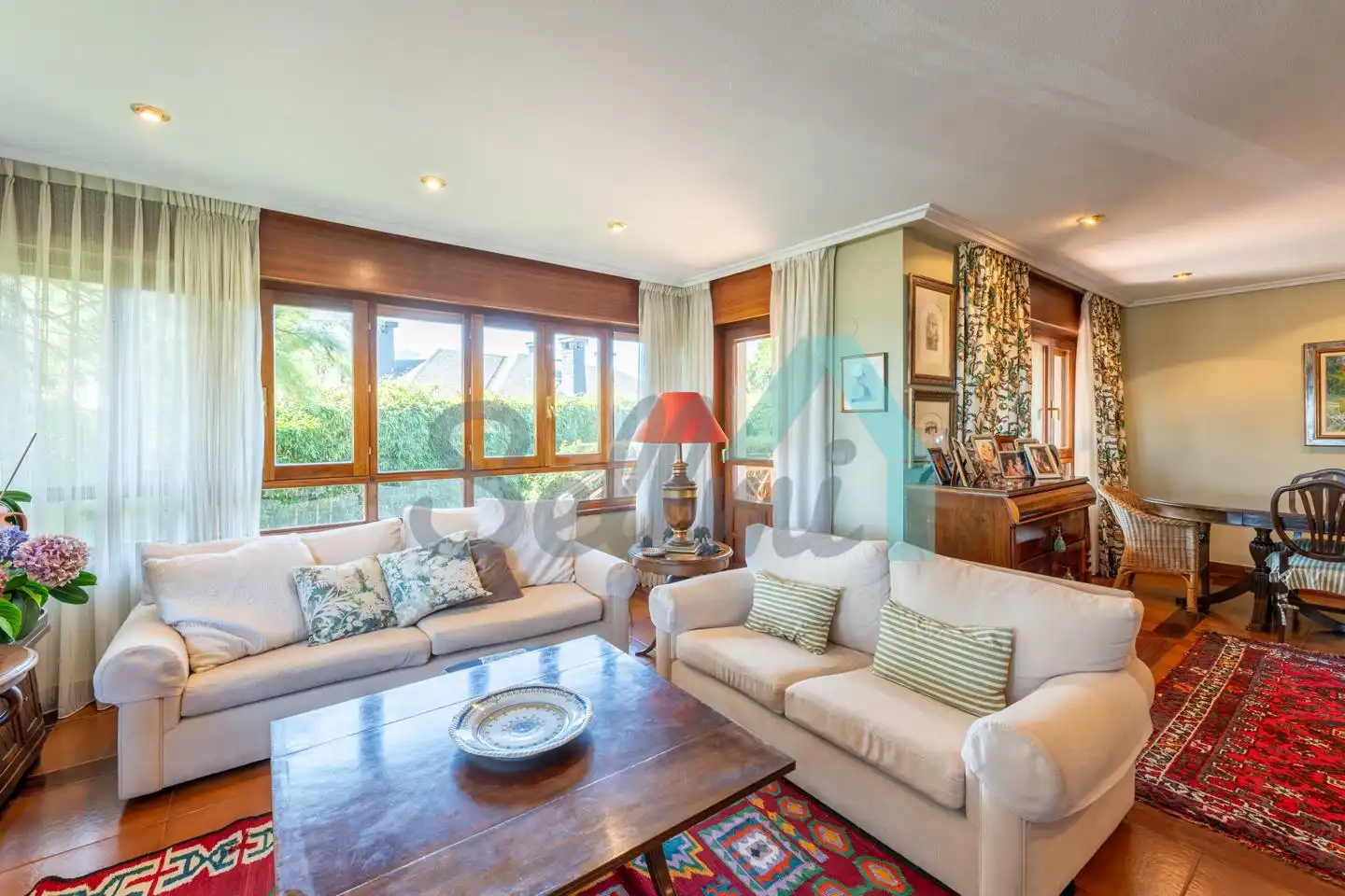 Living room of Detached homes for sale in Llanes  with Heating, Private garden and Parquet flooring