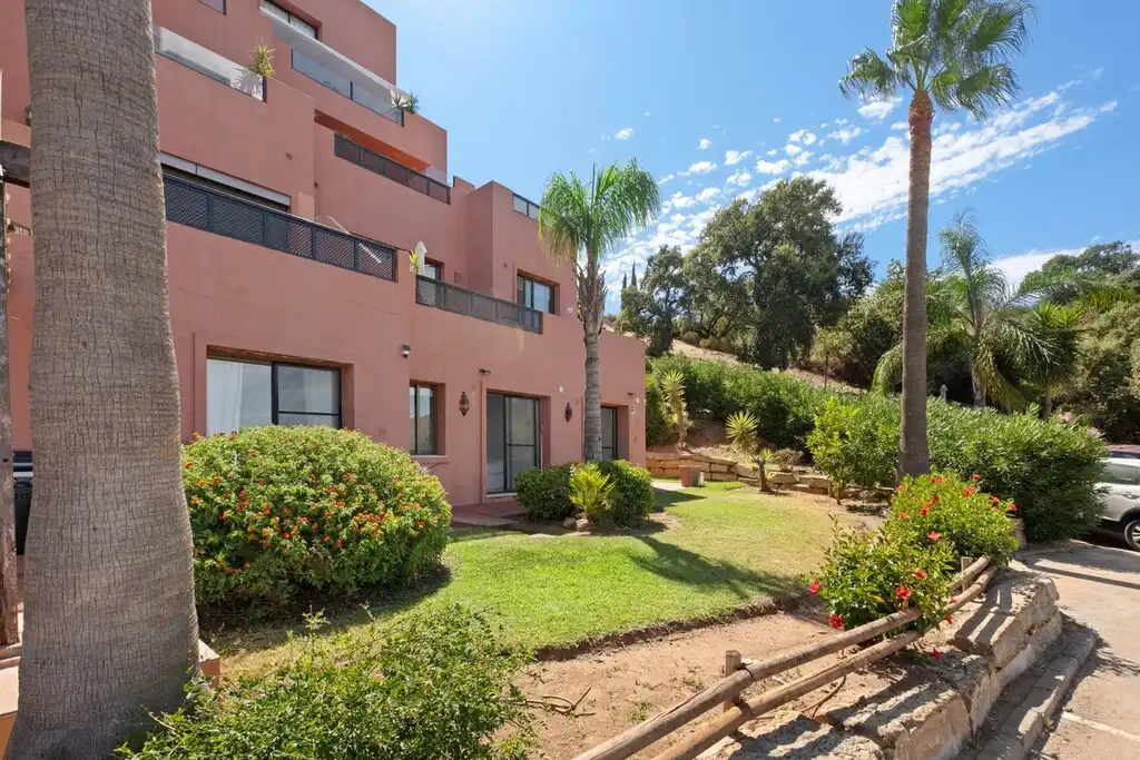 Vista exterior de Planta baja en venta en Ojén con Aire acondicionado, Jardín privado y Terraza