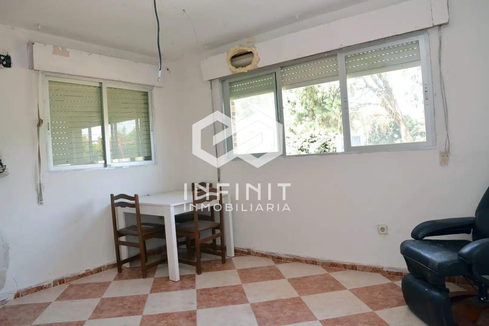 Dormitori de Casa o xalet en venda en Robledillo de Mohernando amb Jardí privat, Terrassa i Traster