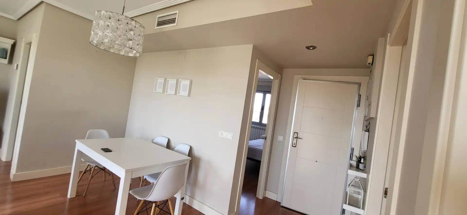 Attic for rent in Feria