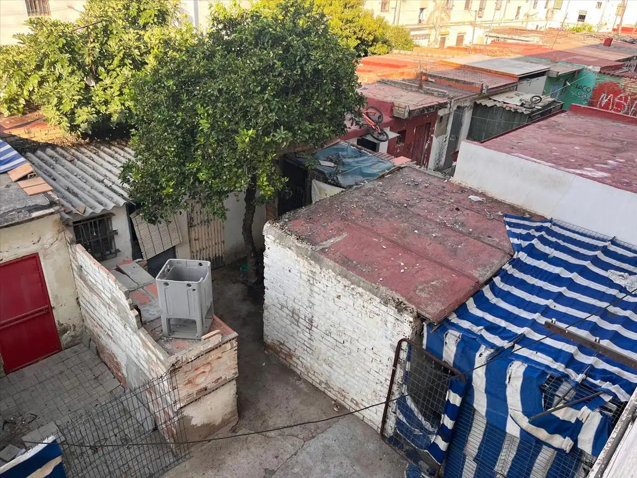 Vista exterior de Piso en venta en Sevilla