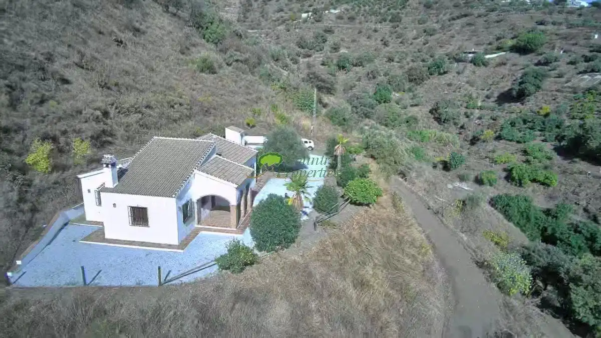 Finca rústica en venda a Árchez