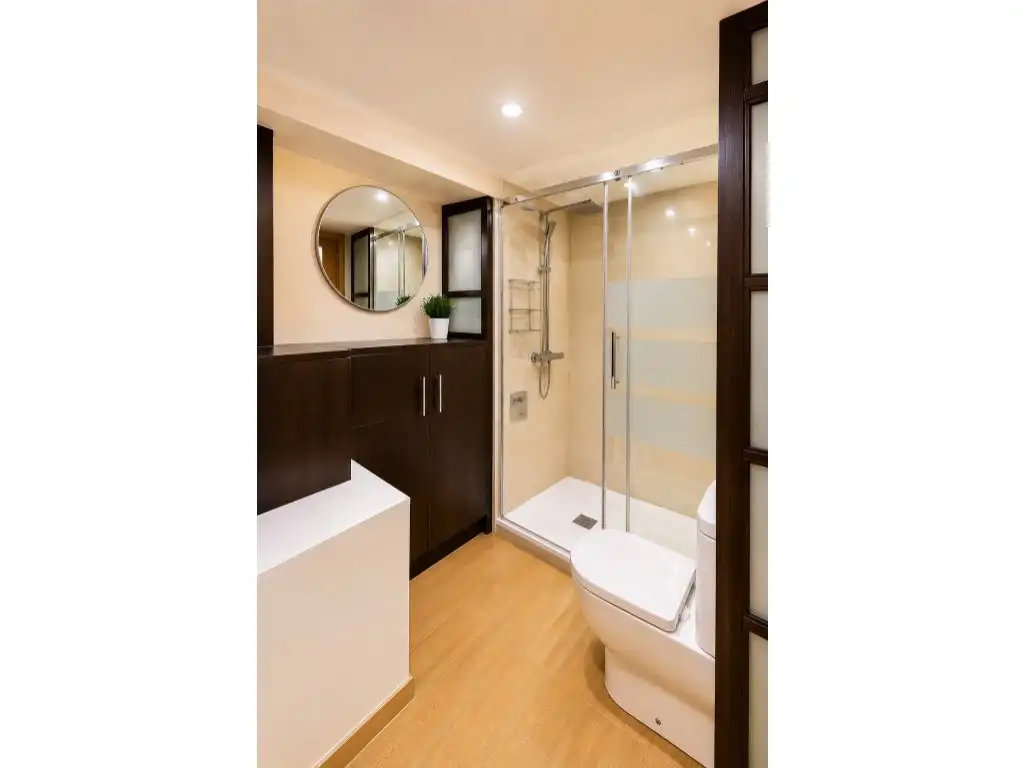 Bathroom of Flat for sale in Madrid