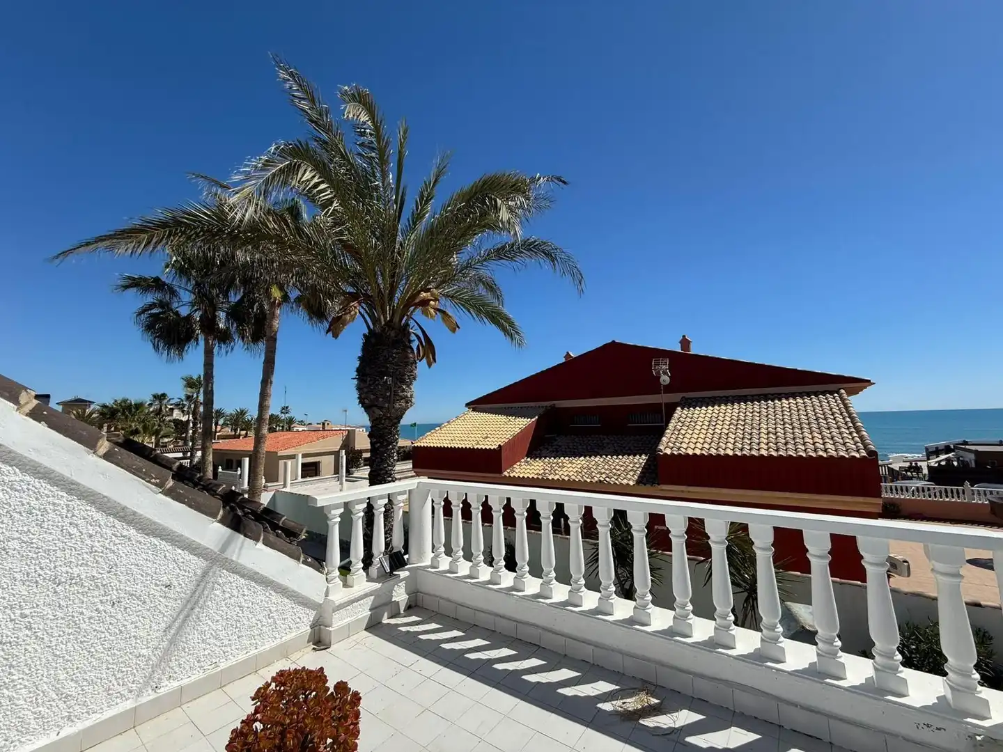 Vista exterior de Casa o chalet de alquiler en Orihuela con Aire acondicionado, Calefacción y Jardín privado