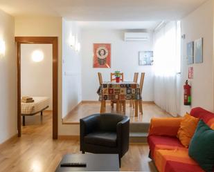 Living room of Apartment to share in  Madrid Capital  with Air Conditioner and Terrace