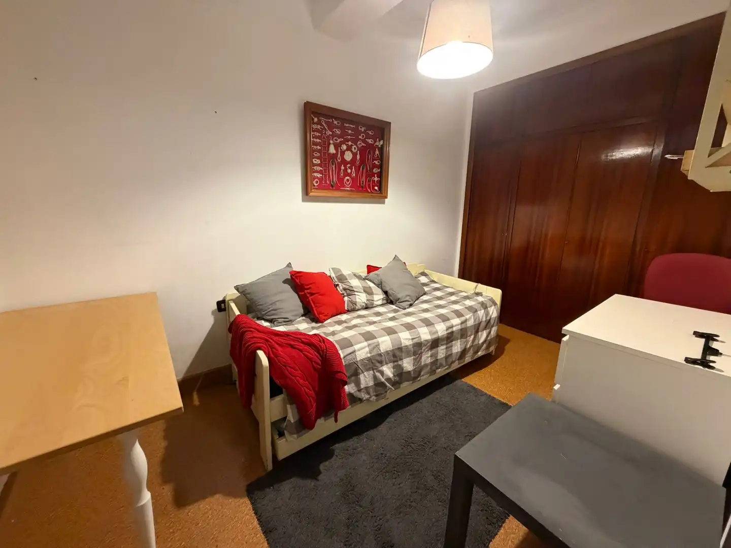 Bedroom of Flat for rent in Ferrol  with Heating, Furnished and Washing machine