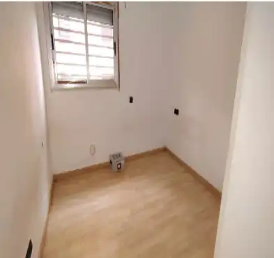 Piso en venta en C/ del Canigó, imagen 3