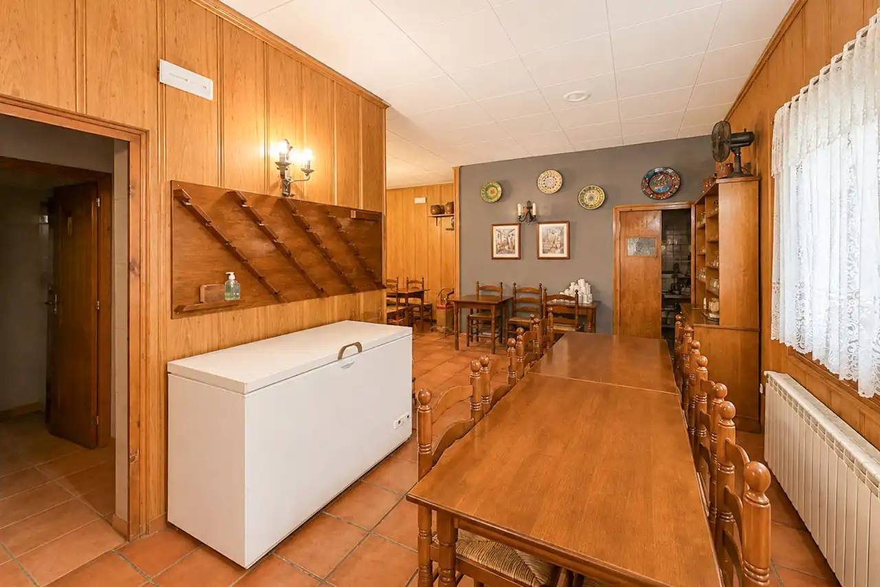 Hotel in vendita a Carrer de la Vall de Boí 8, imagen 6