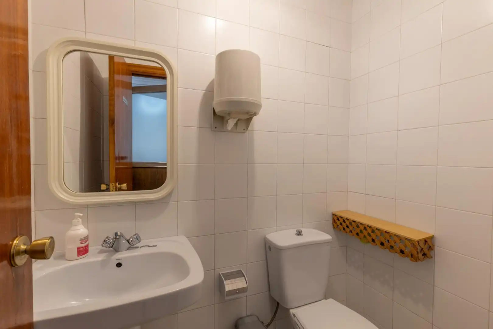 Bathroom of Houses for sale in Granada