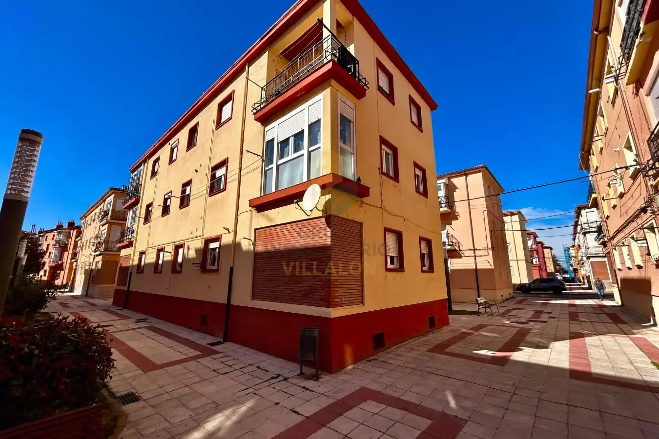 Exterior view of Flat for sale in Trobajo del Camino