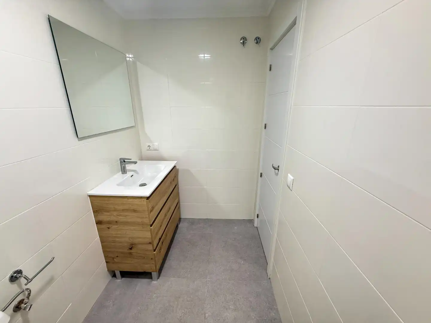 Baño de Dúplex en venta en Cox con Terraza, Trastero y Amueblado