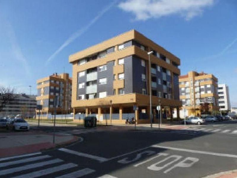 Exterior view of Garage for sale in  Logroño