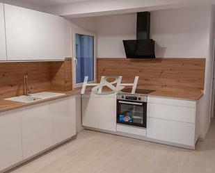 Kitchen of Flat to rent in Burjassot  with Balcony