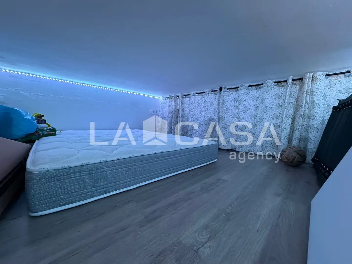 Local comercial en venda a Carrer Milton, imagen 4