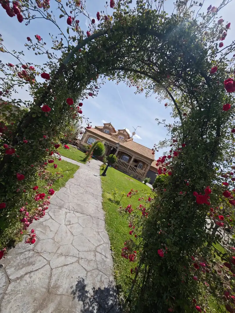 Jardín de Casa o chalet en venta en Escalona con Aire acondicionado, Calefacción y Piscina