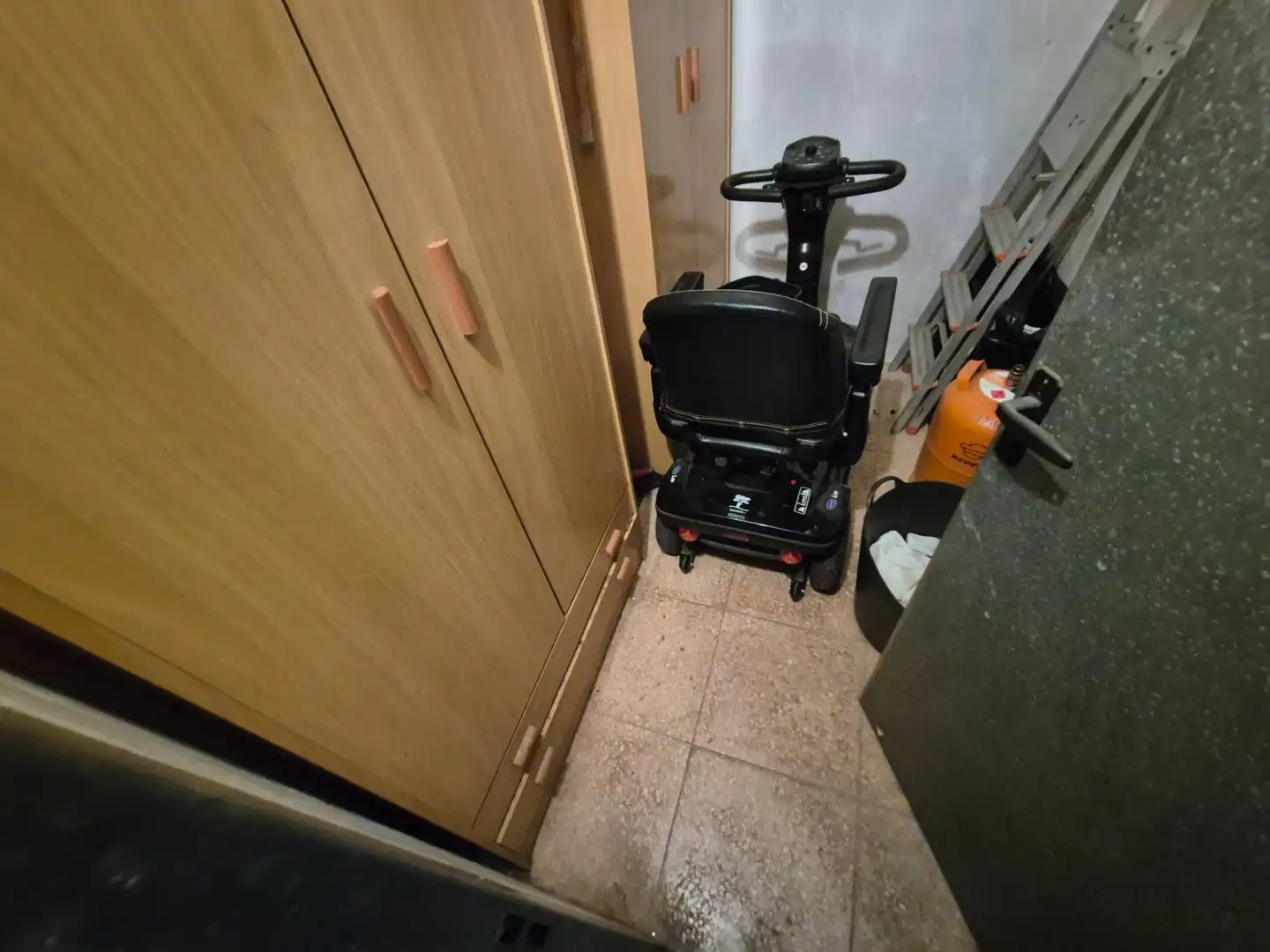 Piso en venta en Elda con Aire acondicionado, Calefacción y Amueblado