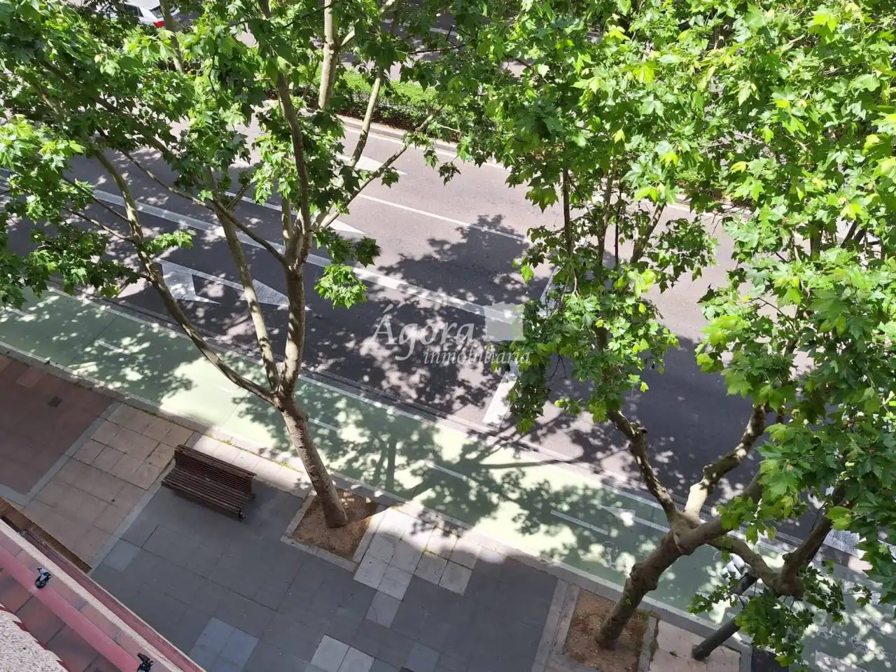 Vista exterior de Pis en venda en Valladolid amb Calefacció, Parquet i Terrassa