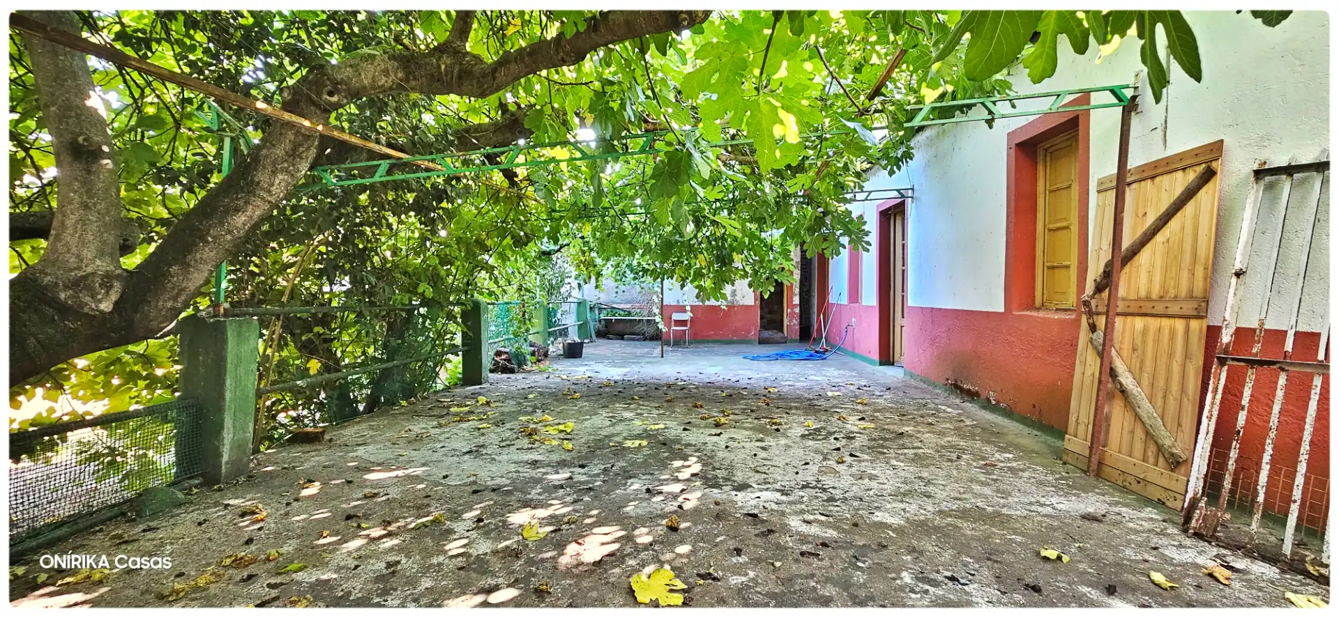 Vista exterior de Casa o chalet en venta en A Rúa  con Jardín privado, Terraza y Trastero