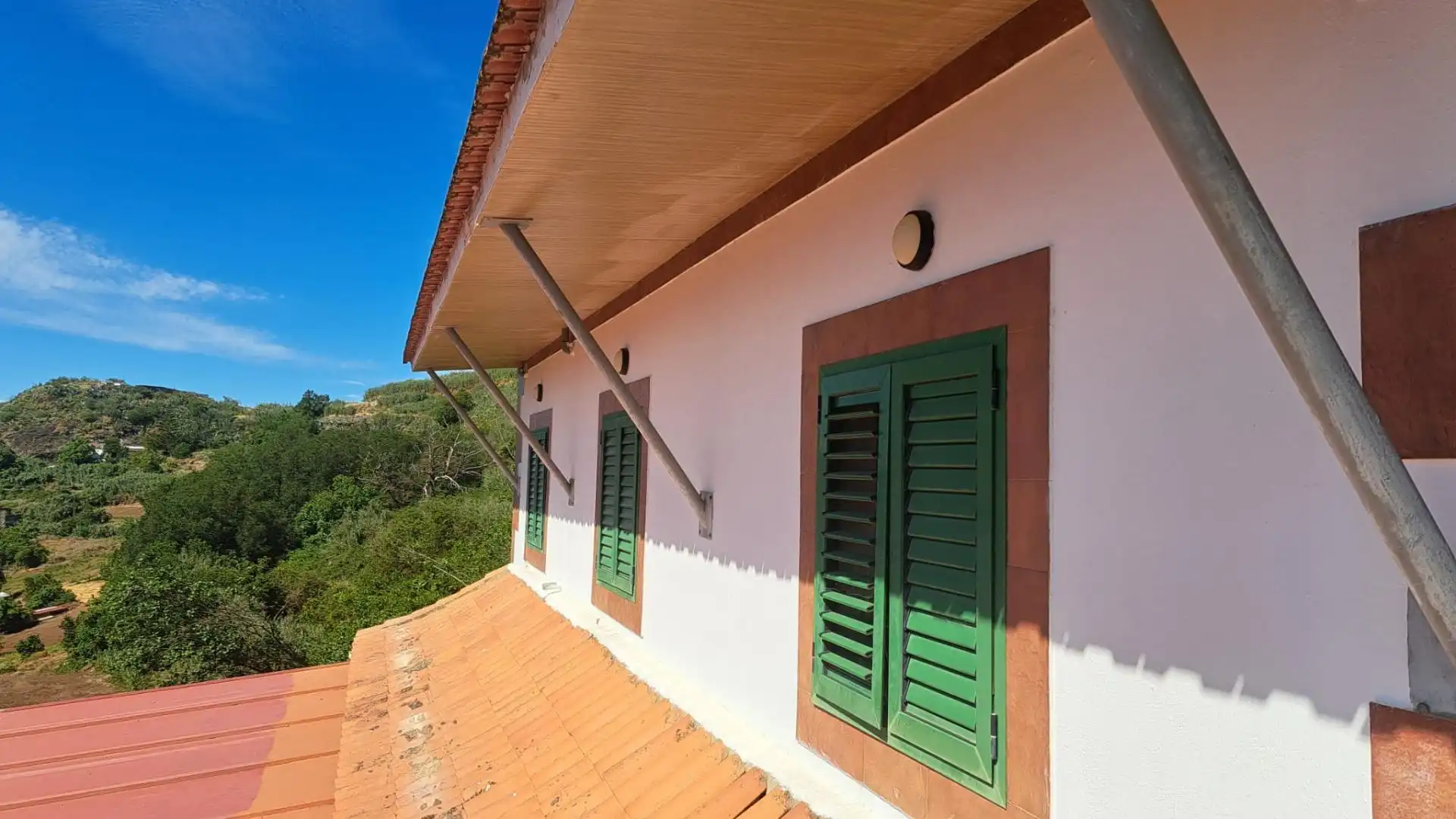 Außenansicht von Haus oder Chalet zur Miete in Valleseco mit Privatgarten und Balkon