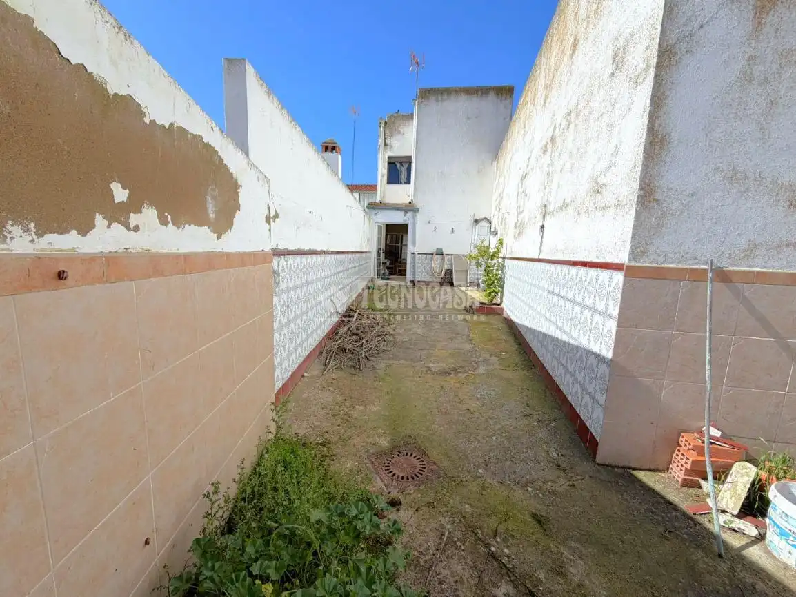 Vista exterior de Casa adosada en venta en La Albuera