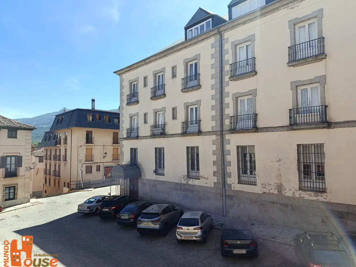 Außenansicht von Wohnung zum Verkauf in Real Sitio de San Ildefonso mit Heizung und Balkon