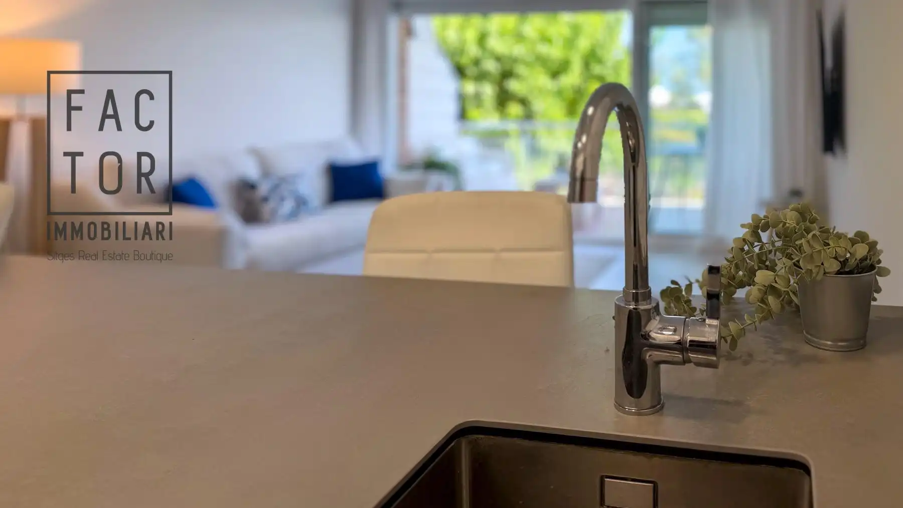 Kitchen of Flat for sale in Sitges  with Heating, Private garden and Terrace