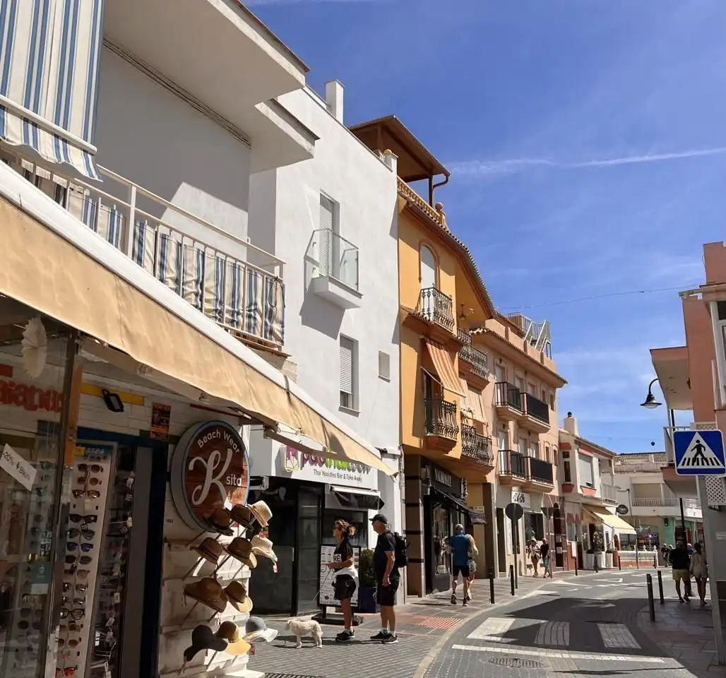 Residencial en venta en Avenida Puerto de los Gatos de Cortijo Colorado, La Cala Mijas