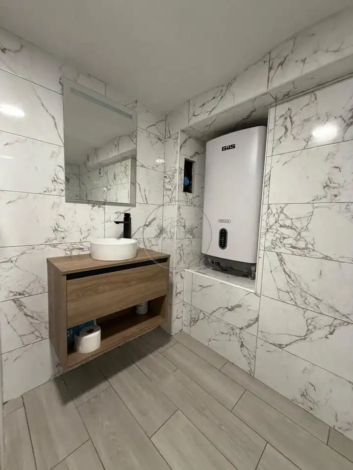 Badezimmer von Büro zur Miete in Madrid mit Klimaanlage