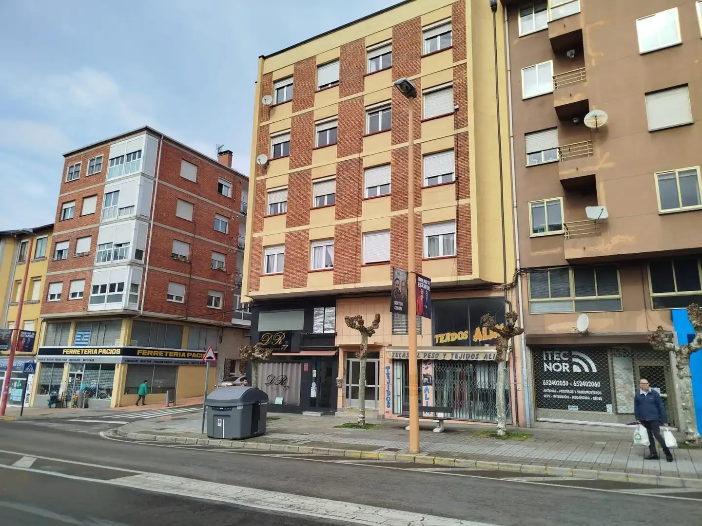 Vista exterior de Pis en venda en Ponferrada