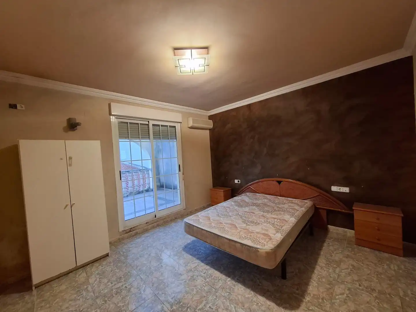 Schlafzimmer von Maisonette zum Verkauf in Castelló de Rugat mit Klimaanlage und Terrasse