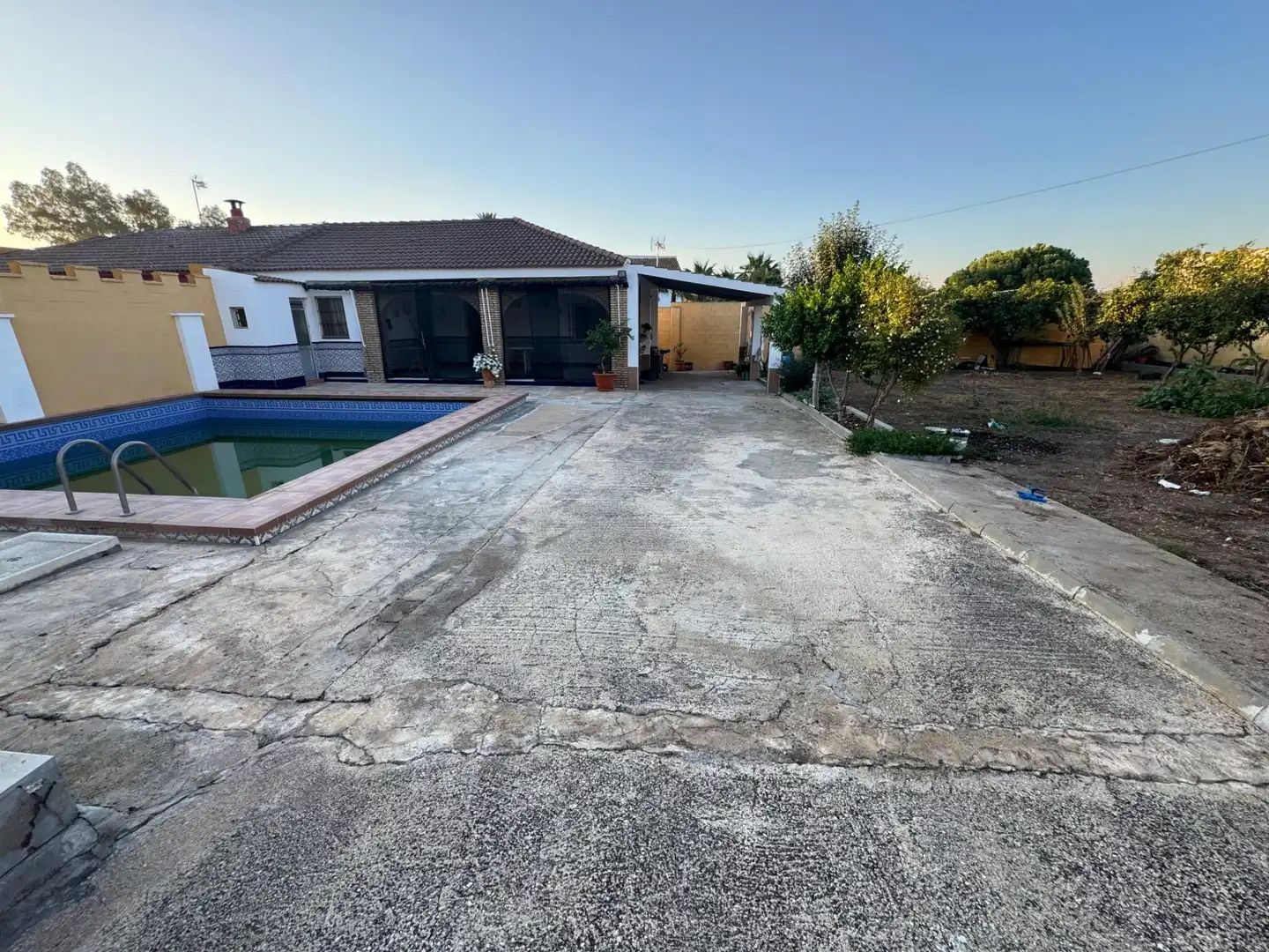 Piscina de Finca rústica en venta en Dos Hermanas