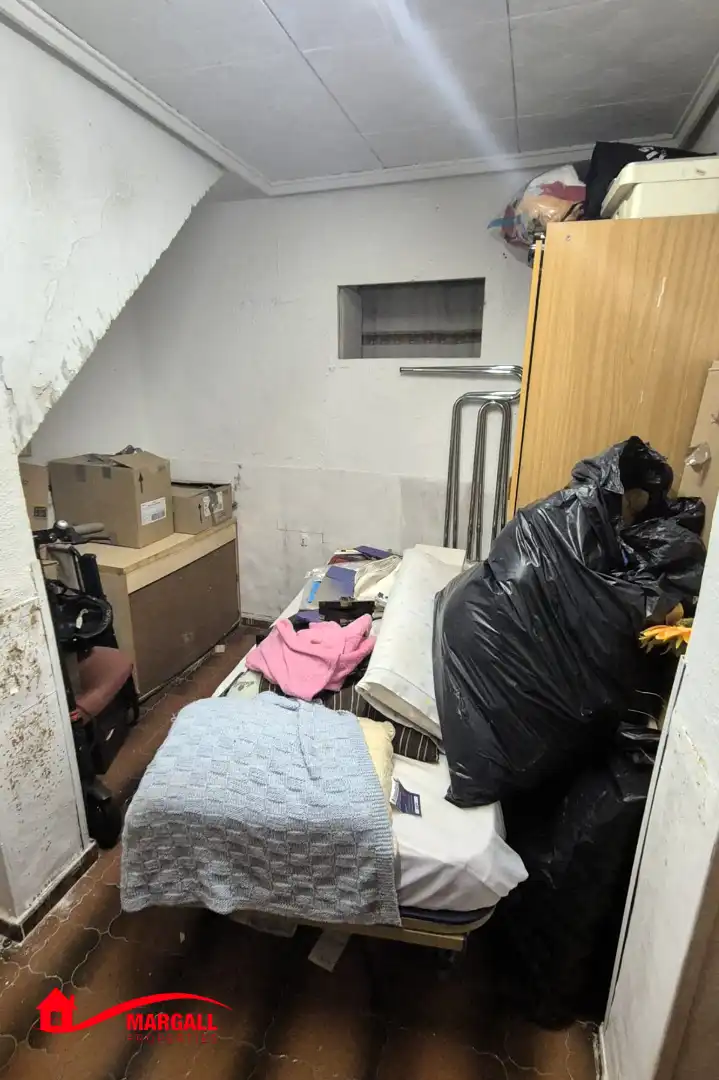 Piso en venta en Manises con Aire acondicionado, Terraza y Amueblado
