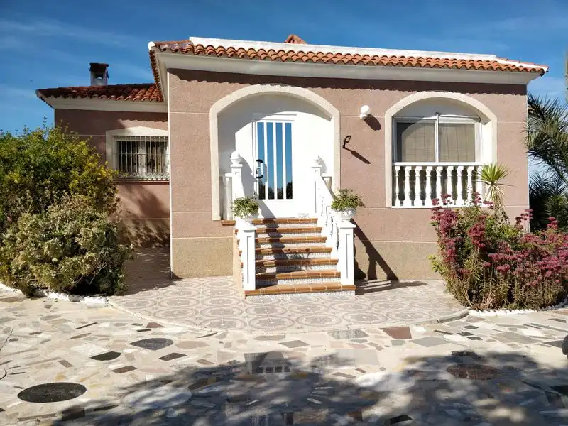 Haus oder Chalet zum Verkauf in Murcia mit Klimaanlage, Heizung und Privatgarten