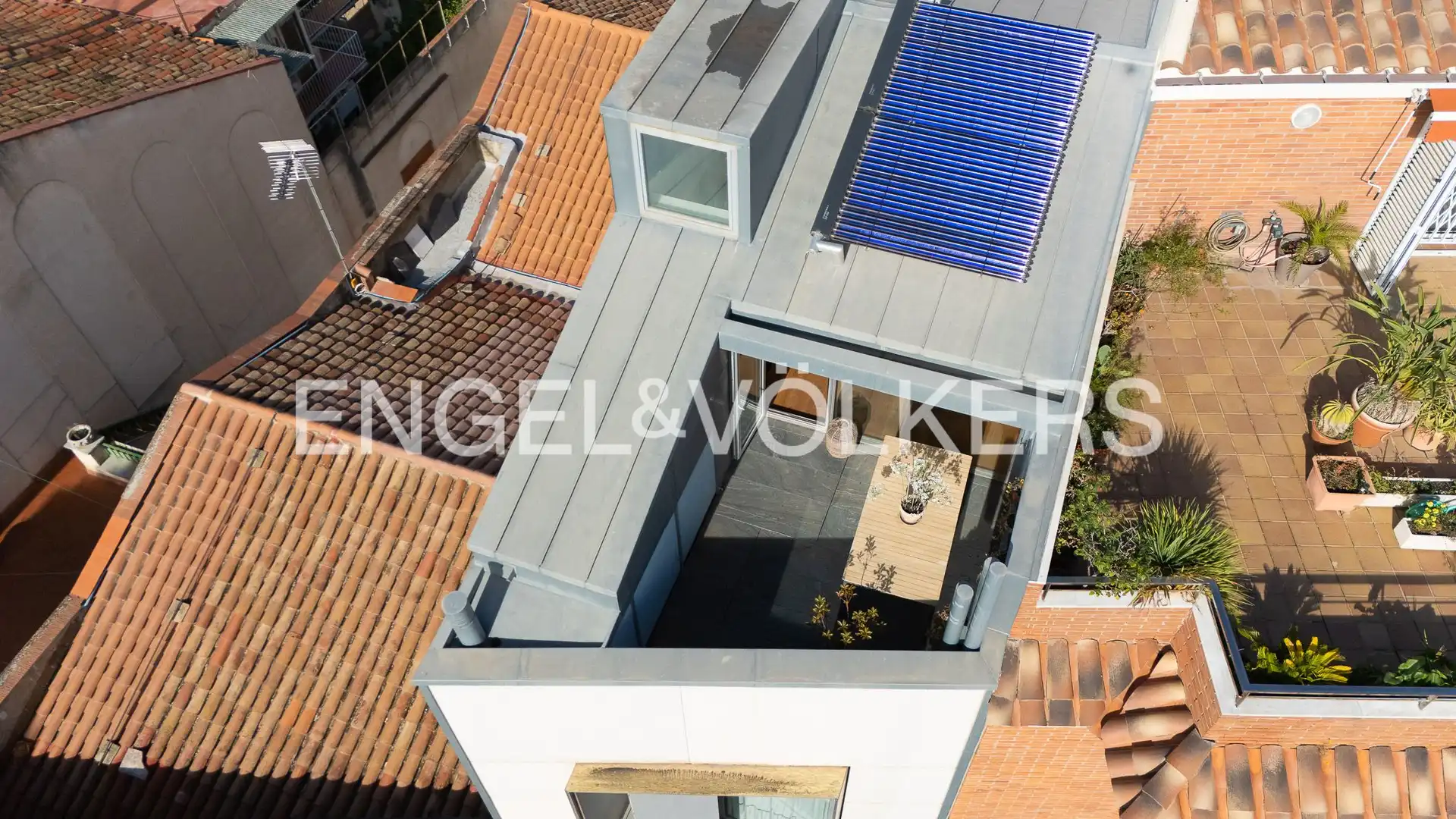 Terrassa de Casa o xalet en venda en Terrassa amb Aire condicionat, Calefacció i Jardí privat