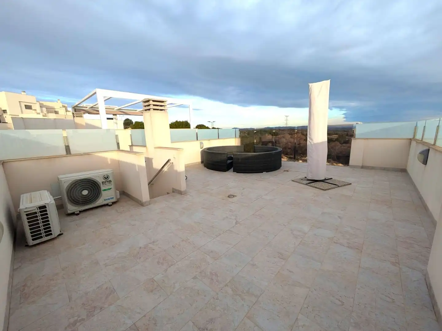 Terrassa de Casa o xalet en venda en Orihuela amb Jardí privat, Terrassa i Piscina