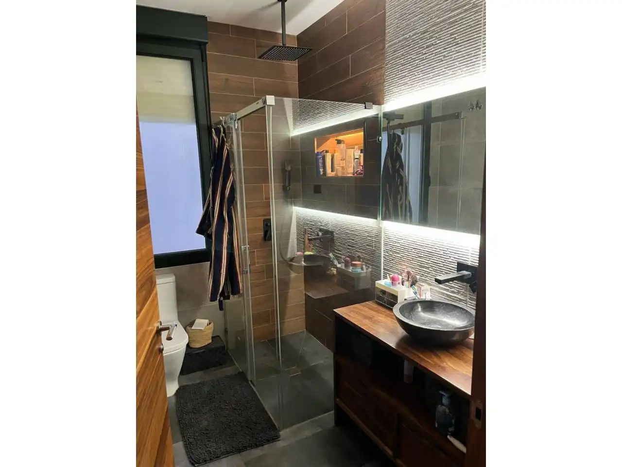 Bathroom of Flat for sale in Guadalajara  with Air Conditioner, Heating and Storage room