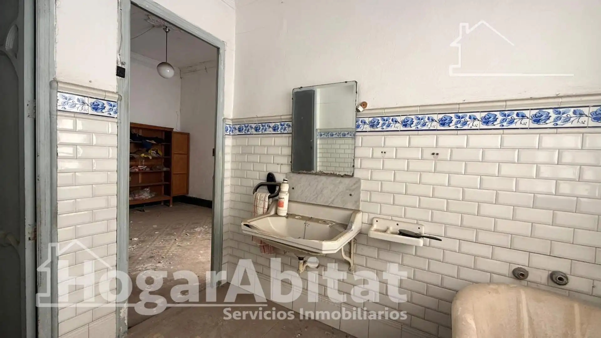 Kitchen of Houses for sale in Oliva  with Terrace, Storage room and Balcony
