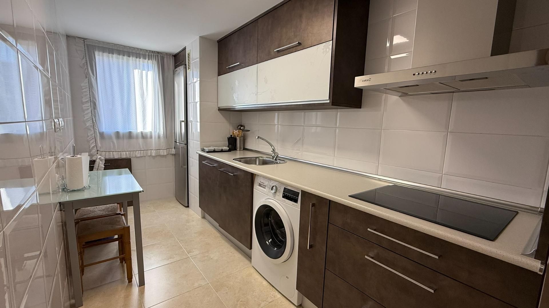 Kitchen of Flat to rent in  Zaragoza Capital  with Air Conditioner, Heating and Terrace