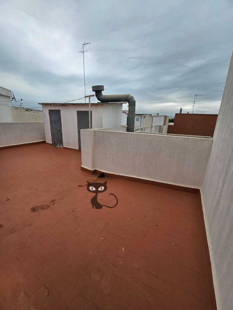 Außenansicht von Wohnung zum verkauf in Massanassa mit Klimaanlage, Abstellraum und Möbliert