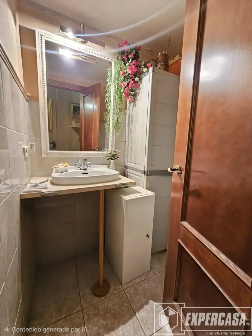 Bathroom of Apartments for sale in Silla  with Air Conditioner
