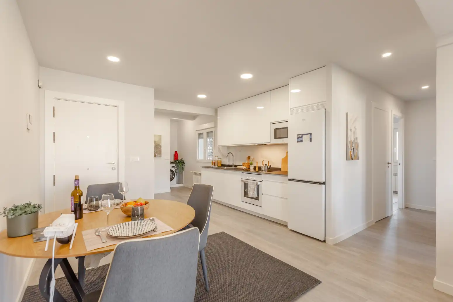 Küche von Wohnung zum Verkauf in  Pamplona / Iruña mit Klimaanlage, Heizung und Parkett