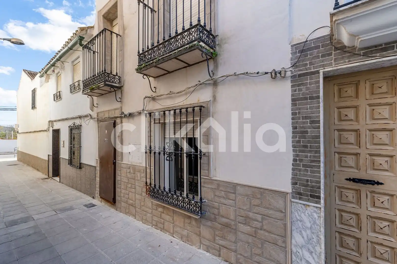 Vista exterior de Casa o xalet en venda en Puente Genil amb Terrassa