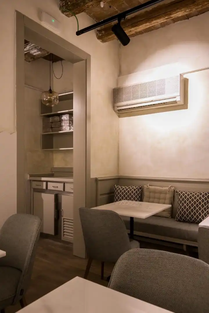 Comedor de Local en traspaso en Barcelona con Aire acondicionado, Calefacción y Terraza