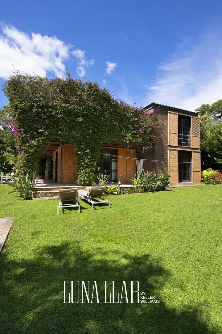 Garten von Haus oder Chalet zum Verkauf in Castelldefels mit Terrasse und Schwimmbad
