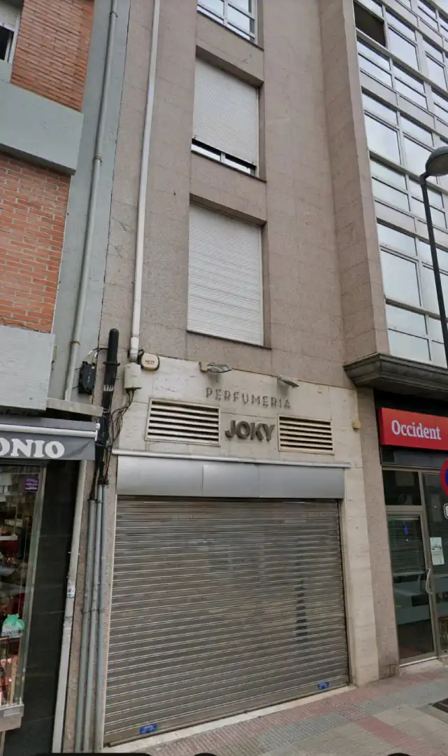 Local comercial en venda a Avenida Alcalde José Fernandín 26, imagen 17