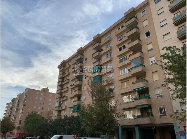 Local comercial en Alquiler en Ranillas