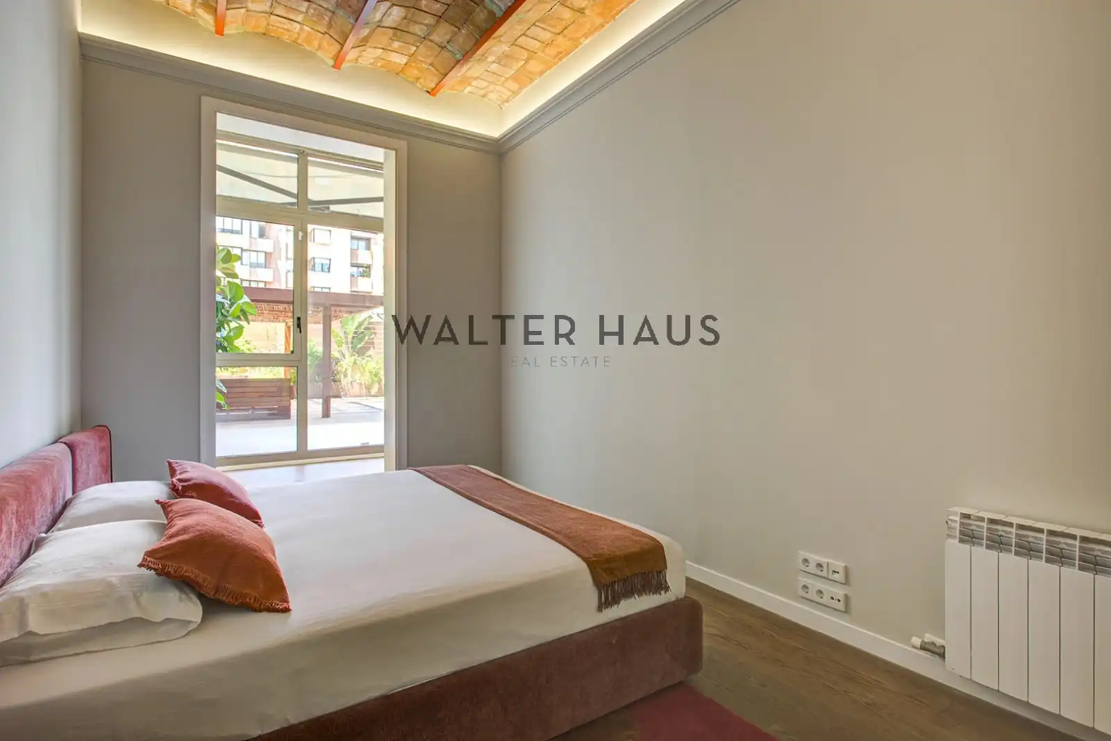 Habitación de Piso en venta en Barcelona con Aire acondicionado, Terraza y Horno